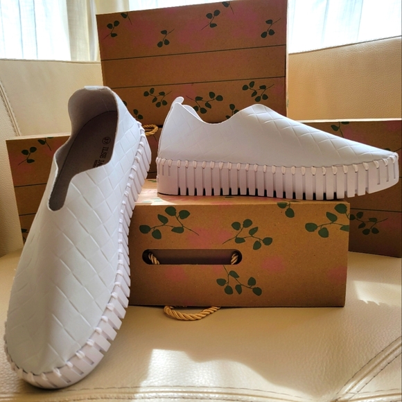 NEW Ilse Jacobsen Hornbaek White Leather Tulip Plateau shoes - Picture 2 of 5